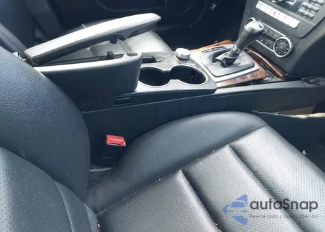 2012 Mercedes-Benz C 300 Luxury 4Matic/Sport 4Matic из США, поврежденный, VIN WDDGF8BB2CA643903